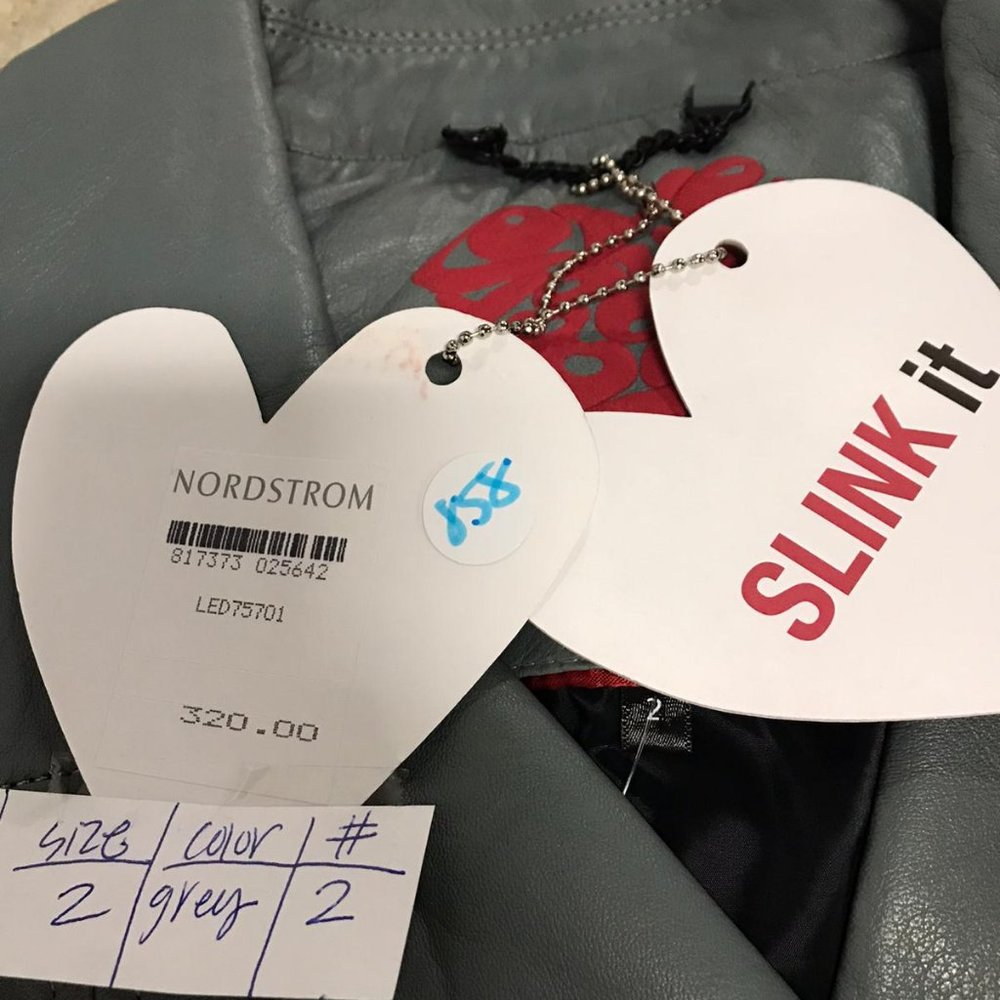 NWT LAMB LEATHER SLINK Crop Jacket Size 2 AUTHENTIC GENUINE MOTORCYCLE MOTO zip - Picture 4 of 4